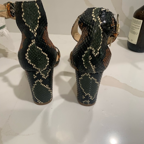 LK BENNET snake skin sandals - Picture 3 of 5